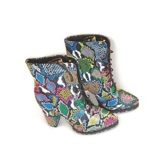 Liliana Women’s 8 Multi Colored Snakeskin Design Ankle Block‎ Heel Boots